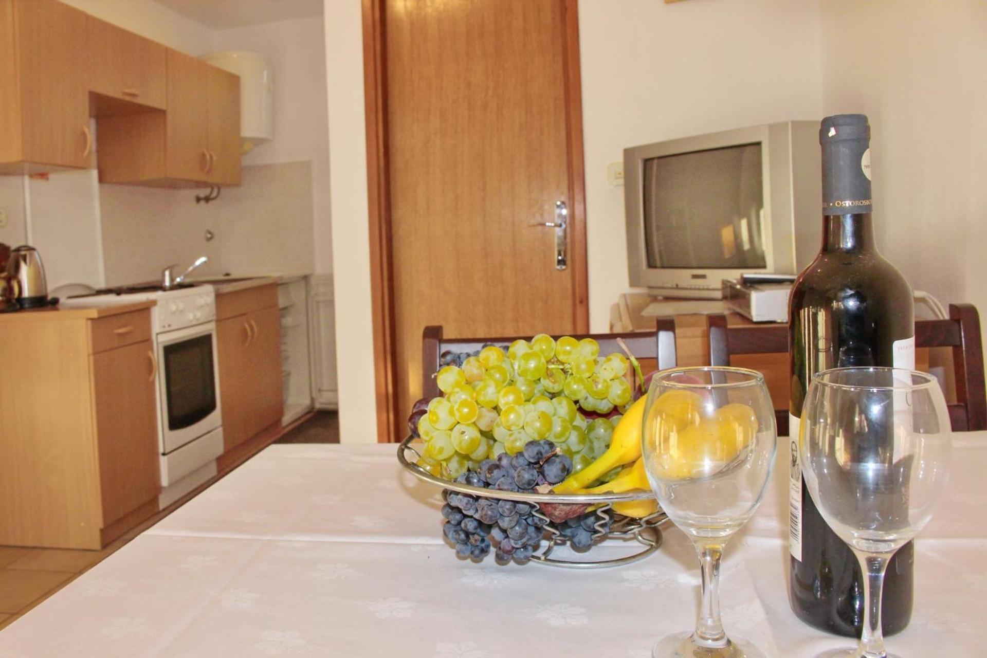 Apartments Remi Nin Εξωτερικό φωτογραφία