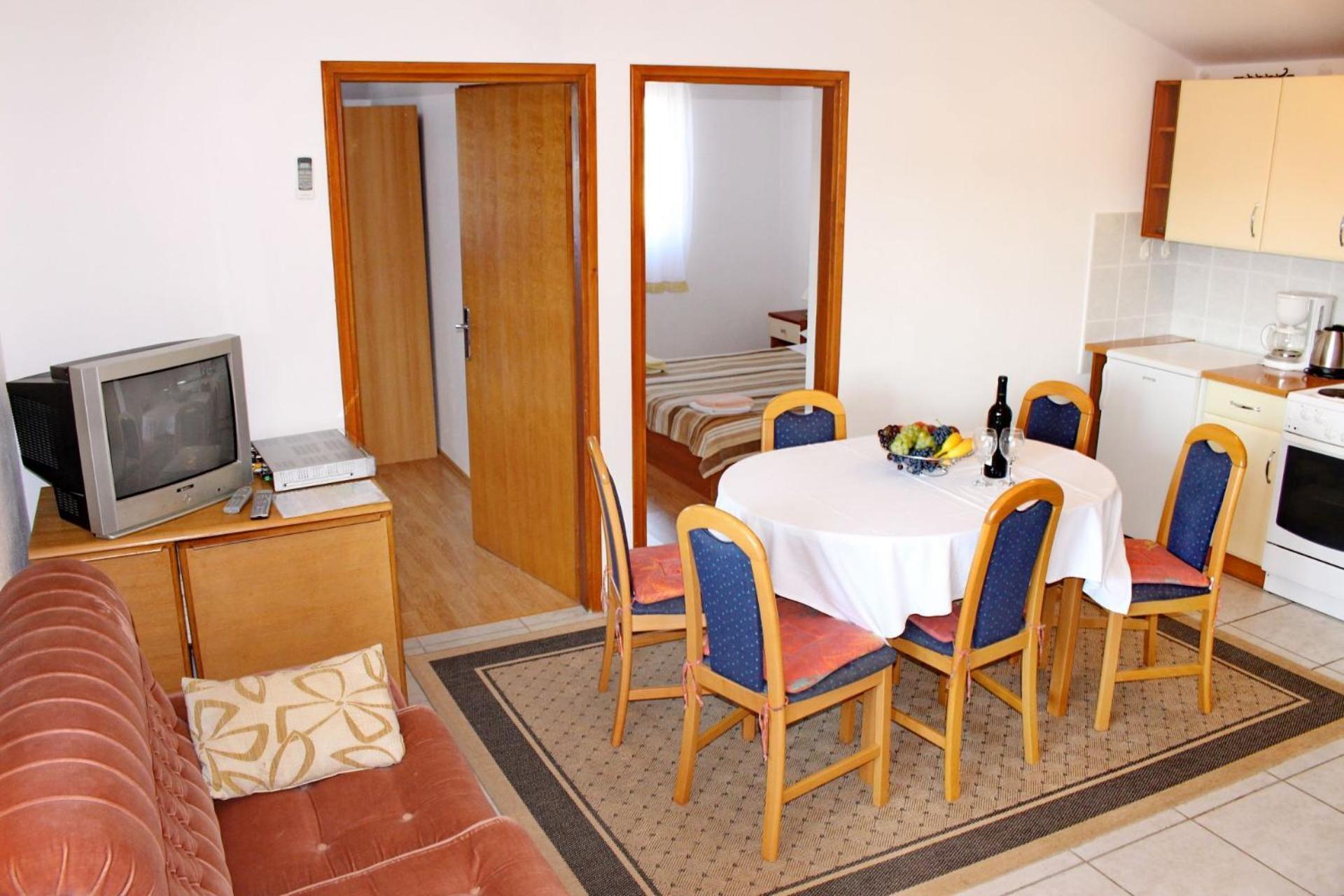 Apartments Remi Nin Εξωτερικό φωτογραφία